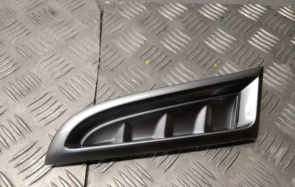 Subaru Impreza II Front bumper lower grill 55552FE090LR
