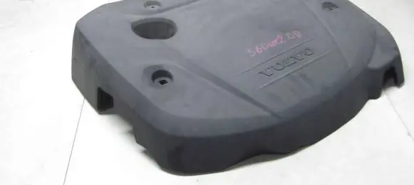 Volvo S60 Engine cover (trim) 31437508