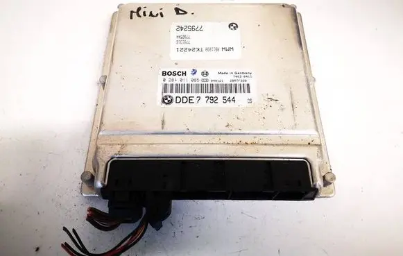 Mini One - Cooper R50 - 53 Engine control unit/module 7792544