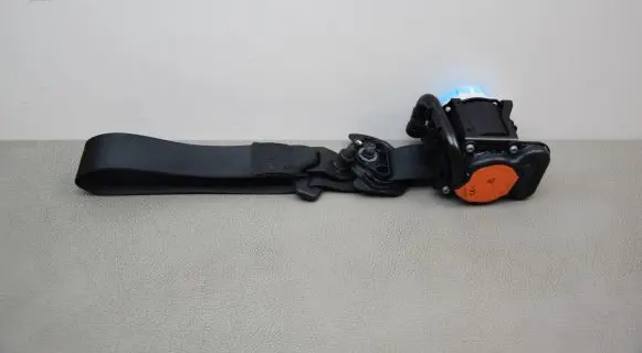 Mercedes-Benz B W246 W242 Front seatbelt A2468600285