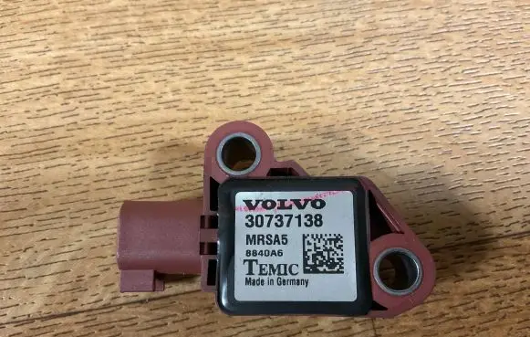 Volvo V50 Airbag deployment crash/impact sensor 8840A6 30737138 MRSA5
