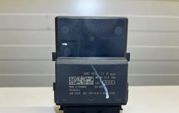 Audi A4 Allroad B9 Fuel injection pump control unit/module 4M0906121B