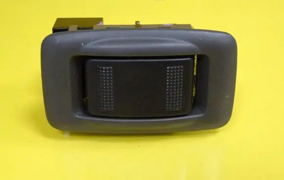Mazda 323 F Electric window control switch GE4T66380A C8HD9543