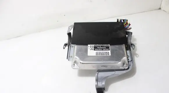 Toyota Corolla Verso E121 Engine control unit/module ECU
