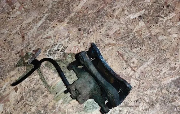 Jeep Compass Front brake caliper