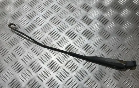 Peugeot 405 Front wiper blade arm