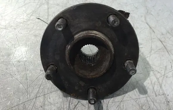 Toyota Auris E180 Front wheel hub