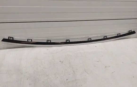 Dodge Durango Front bumper splitter molding 6UZ39SZ0AA 6UZ39TRMAA