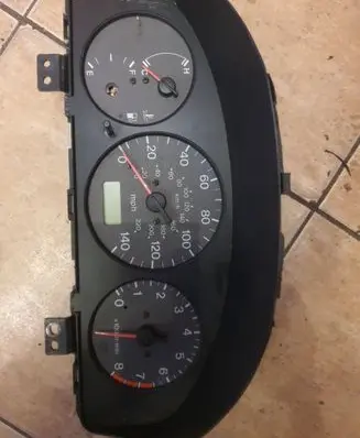 Speedometer (instrument cluster)