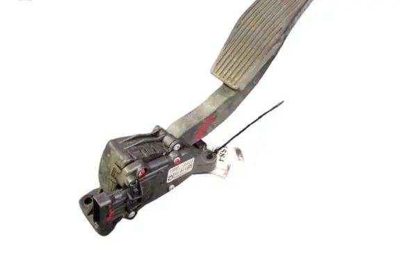 Saab 9-3 Ver2 Accelerator throttle pedal 9186724CE