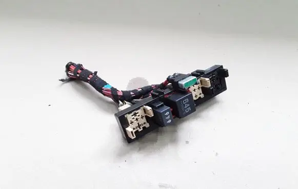 Skoda Superb B6 (3T) Fuse module 7N0937503 7N0937503A