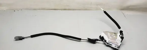 Renault Arkana Rear door lock 825018700R