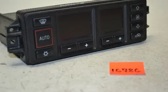 Audi A4 S4 B5 8D Climate control unit 5HB00760804 8L0820043D