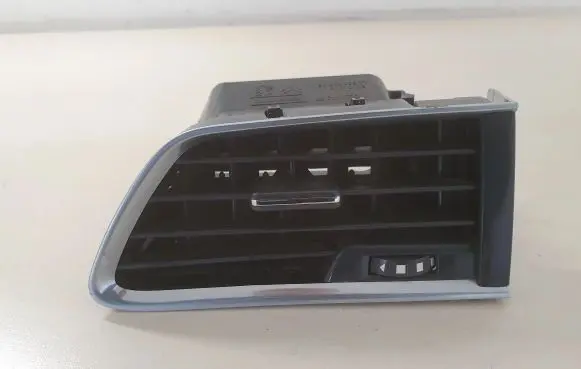 Peugeot 508 Dashboard side air vent grill/cover trim 9686445377