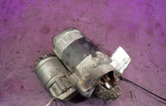 Renault Thalia I Starter motor 