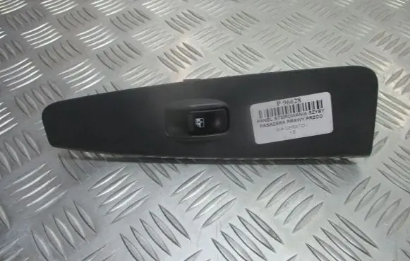 KIA Cerato Electric window control switch