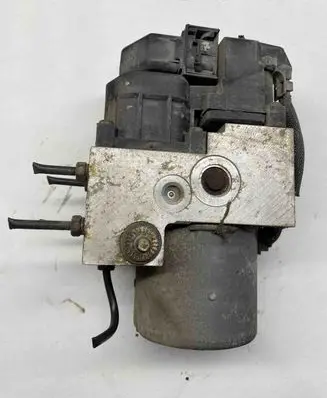 Nissan Navara D22 ABS Pump 1928402824