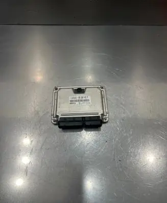 Audi A6 S6 C5 4B Engine control unit/module 038906019CF 28SA5124 0281010405