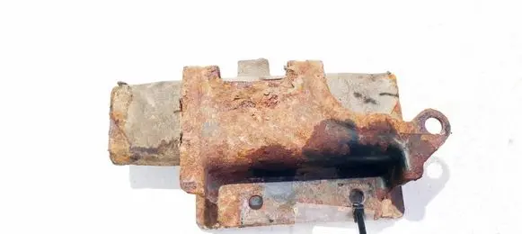 Honda Civic Engine mount bracket 