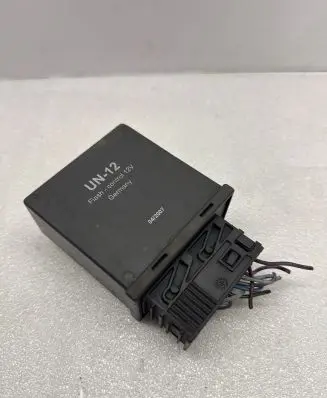 BMW 7 E38 Other control units/modules UN12