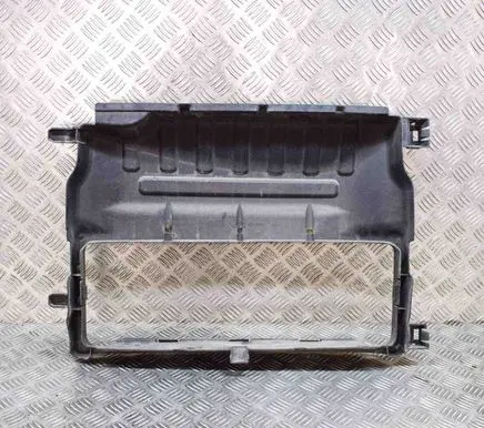 Renault Zoe Intercooler air guide/duct channel 215541324R