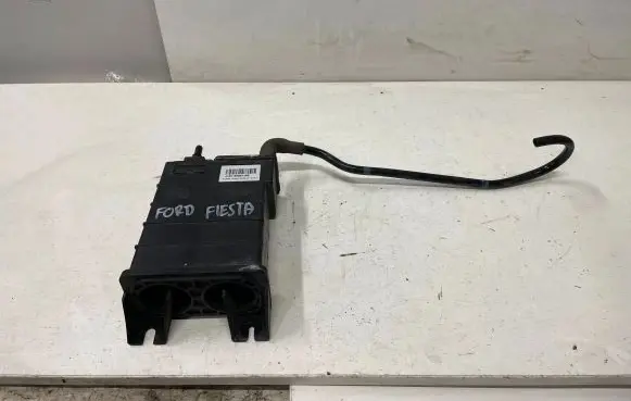 Active carbon filter fuel vapour canister