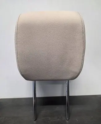 BMW 4 F36 Gran coupe Front seat headrest 