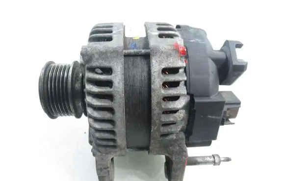 Volkswagen Tiguan Generator/alternator MS1042118380 03L903024