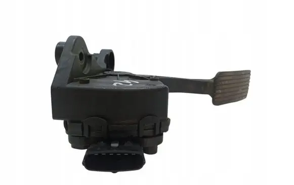 Hyundai i30 Accelerator throttle pedal 100810J0472