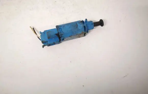 Volkswagen PASSAT B4 Brake pedal sensor switch 1h0927189