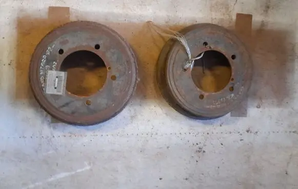 Suzuki Grand Vitara I Drum brake (rear) BRAKEDRUM RIGHTANDLEFT
