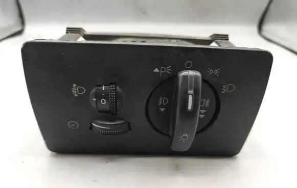 Ford Mondeo Mk III Light switch 1S7T13A024FB 001211A 04052751