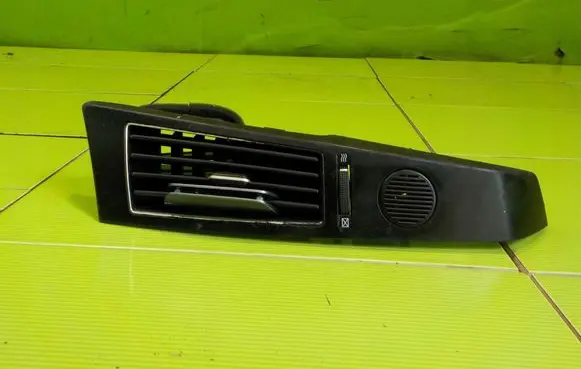 Hyundai ix 55 Dashboard air vent grill cover trim PRZOD 10AB2 974203J000