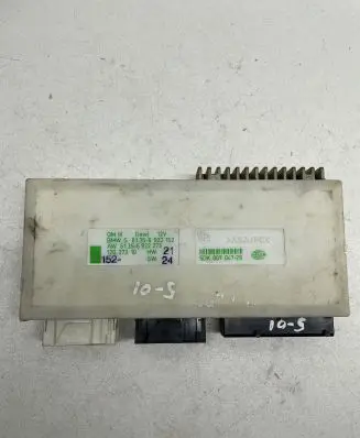 BMW 5 E39 Comfort/convenience module 6922152 5DK00704729 6922273