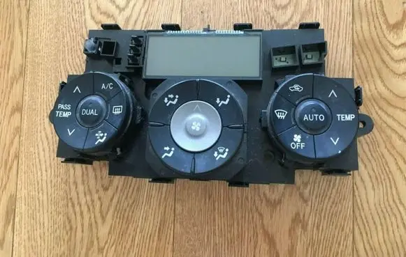 Toyota RAV 4 (XA30) Climate control unit 55900-42280
