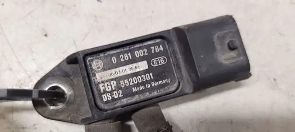 Opel Vectra C Air pressure sensor 0281002784 55200301