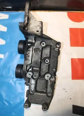 Volvo XC90 Engine mount bracket 30757168