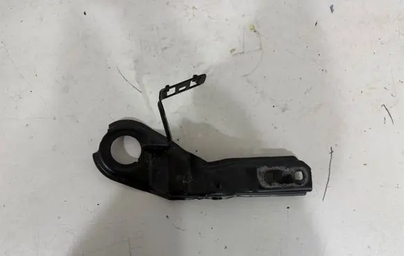 BMW X1 F48 F49 Fender mounting bracket 7956400 7355992