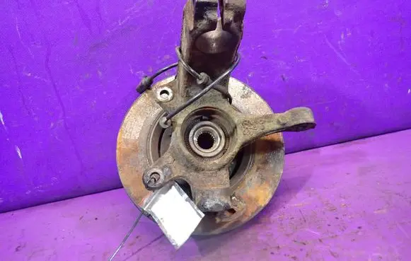Peugeot 107 Front wheel hub spindle knuckle 