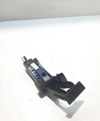 BMW X3 E83 Cup holder 3416005 22167210 3418358