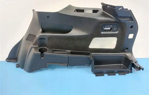 Ford Explorer Trunk/boot trim cover LB5B-S312A06-AF