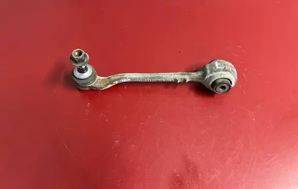 BMW X3 G01 Front control arm 6870971 31106870971