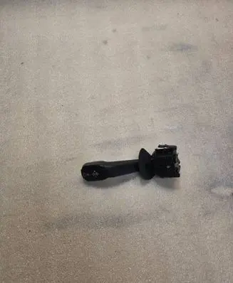 BMW 7 E38 Indicator stalk 8352172 01100410