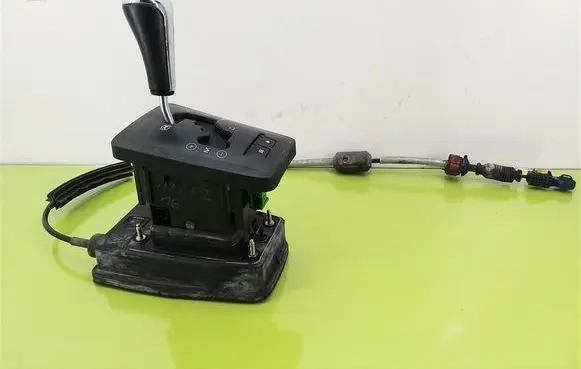 Peugeot 407 Gear shifter/selector 9654304380