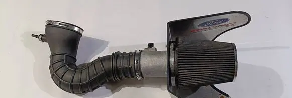 Ford Mustang V Air filter box