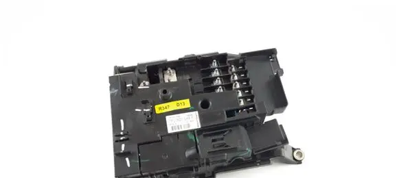 Volkswagen Touareg II Fuse module 7P0937548F