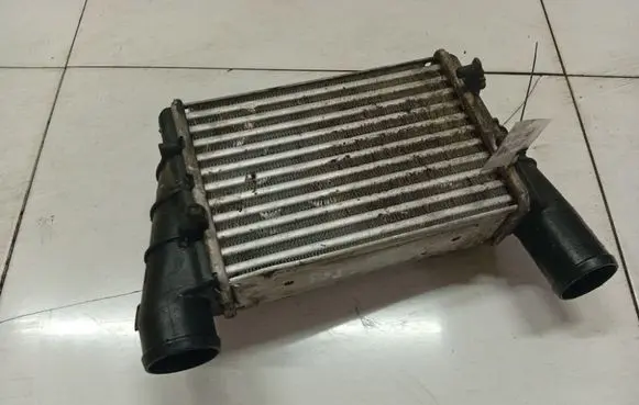 Volkswagen PASSAT B5 Intercooler radiator