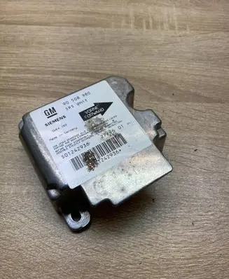 Opel Vectra B Airbag control unit/module 90508980