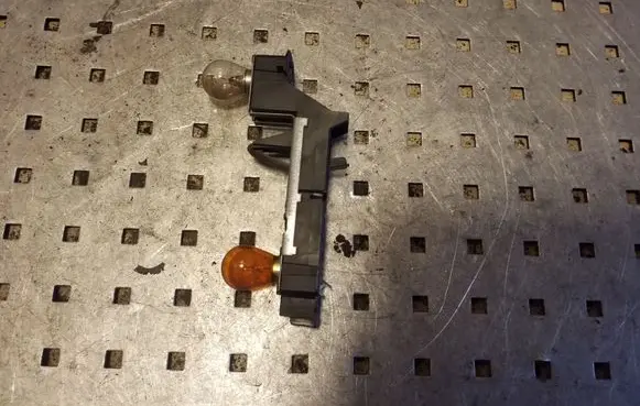 Tail light part