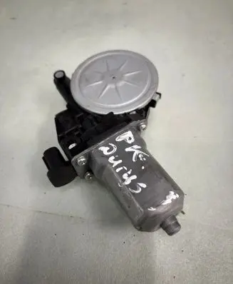 Mitsubishi Eclipse Cross Front door window regulator motor 5713A385